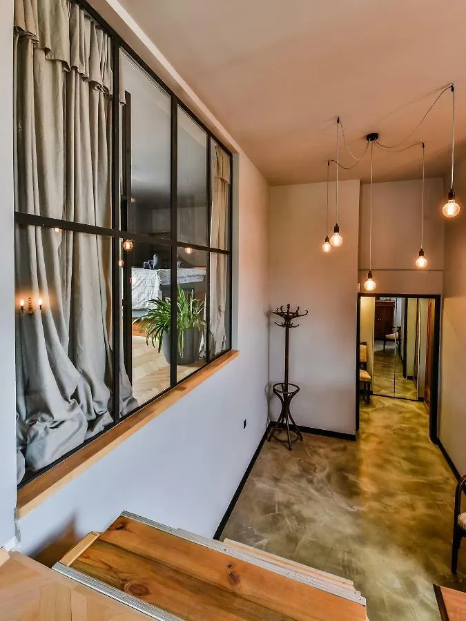 Three Levelled Art Apartment In The Heart Of Sofía Bulgaria